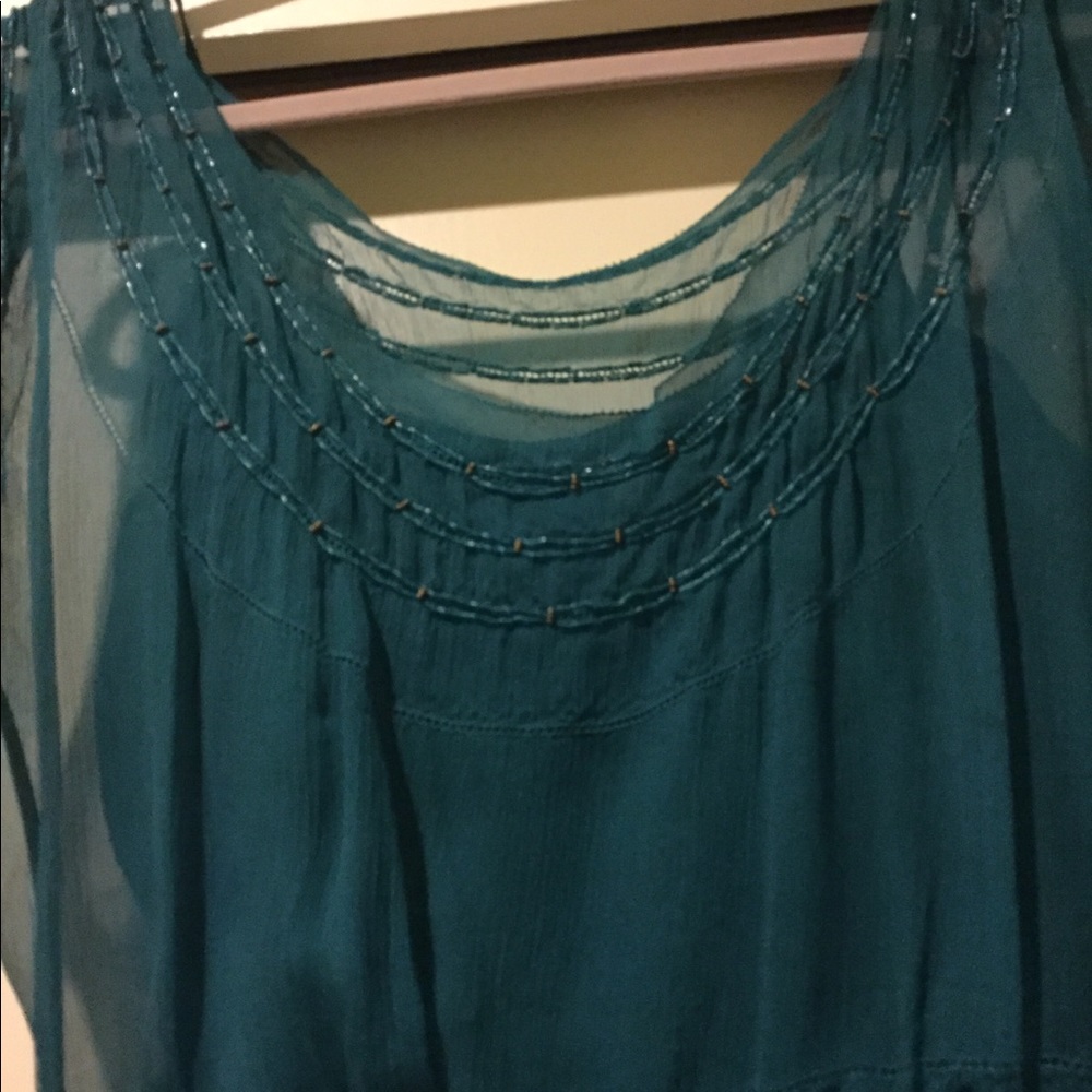 blouse - Picture 2 of 2